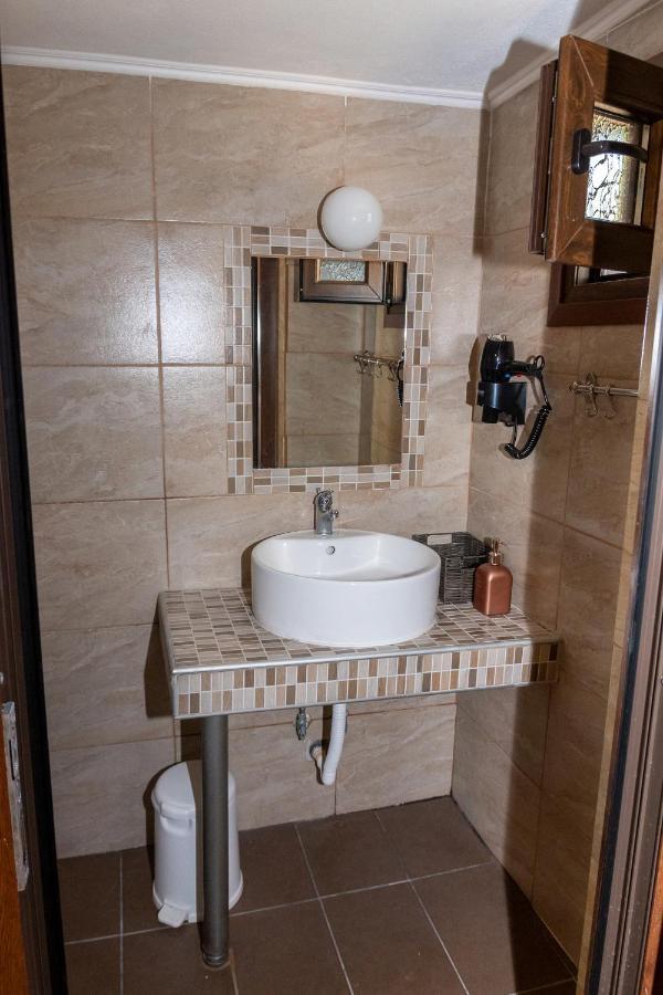 Dimitris' Villas - Villa 3 Ормос Пангиас Екстериор снимка