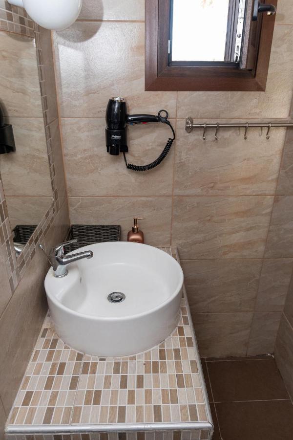 Dimitris' Villas - Villa 3 Ормос Пангиас Екстериор снимка